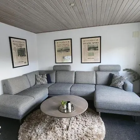 Apartment Baunhojvej 9 *